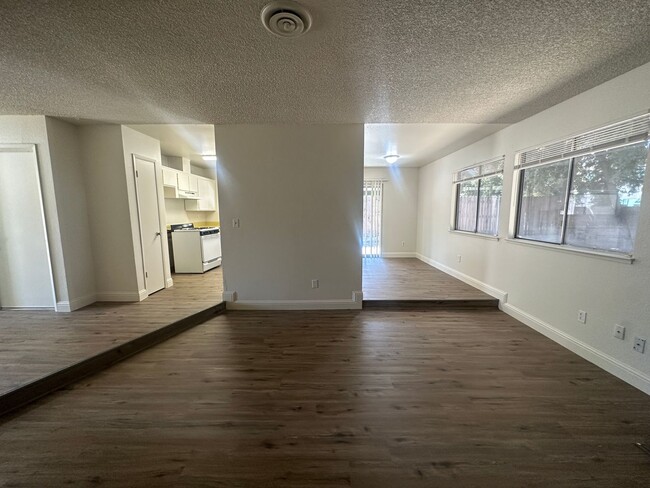 Photo - 1701 Ortega Dr