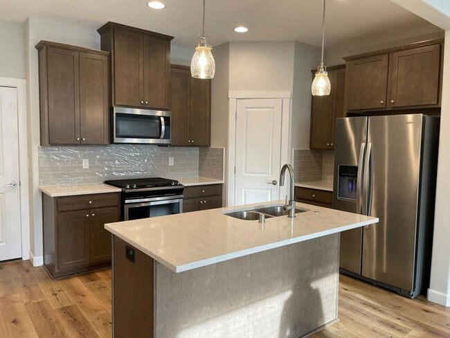 Photo - 3 Bed,2.5 Bath Townhome at the Landing At Salmon Creek