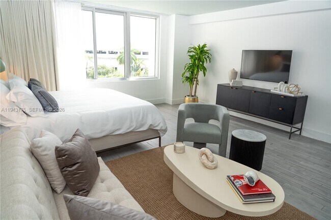 1100 West Ave Unit 415
