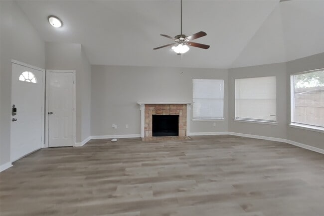 Photo - 16027 Hidden Acres Dr