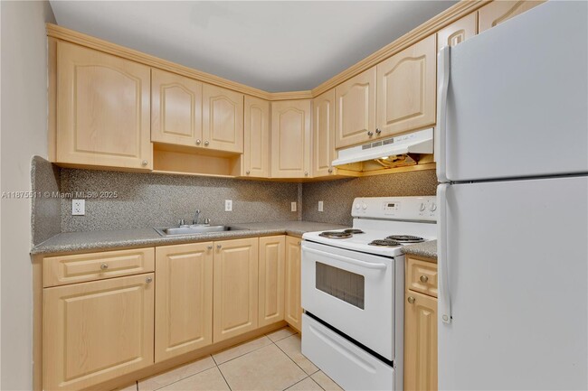 Photo - 2185 NW 16th Terrace Unit 19