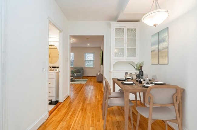 Photo - 209 19th St NE Unit 4