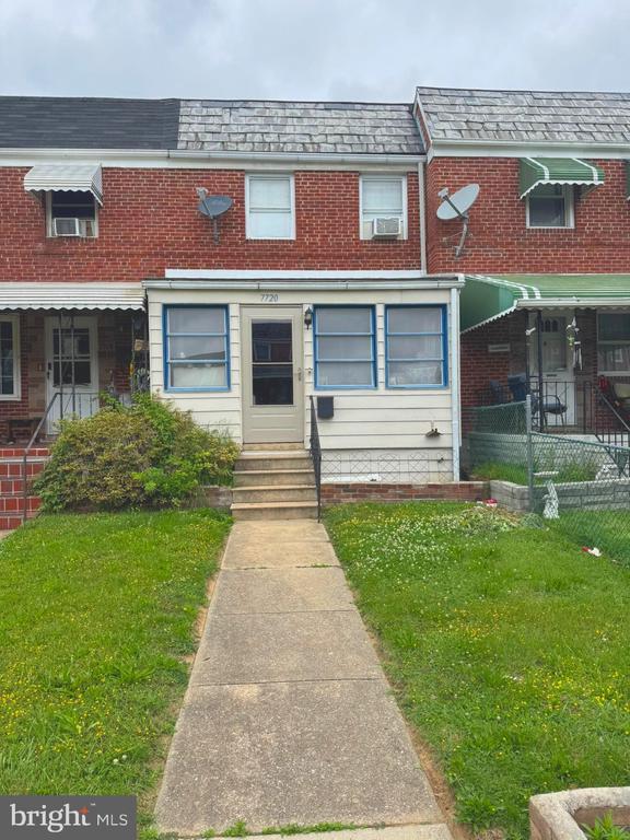 Photo - 7720 Eastdale Rd Townhome