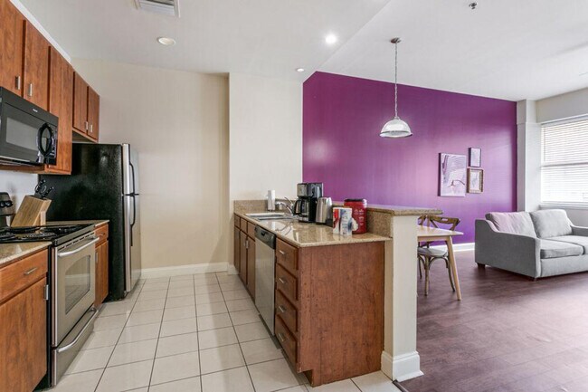 Photo - 925 Common St Unit ID1266910P