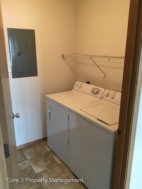 Photo - 1718-1720 RT Dunn Dr