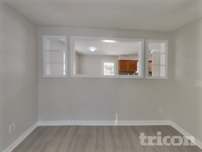 Photo - 10868 Trestle Ct