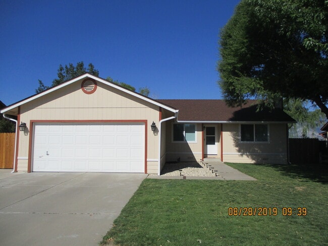 Photo - 650 Joette Dr House