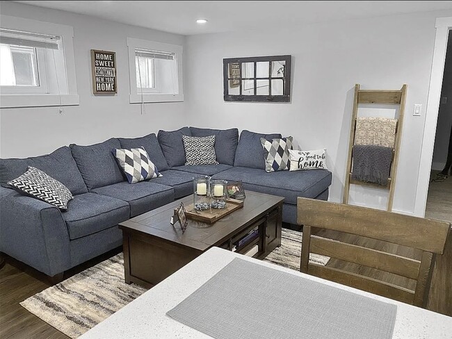 Living room - 1925 Ryder St Apartment Unit NA