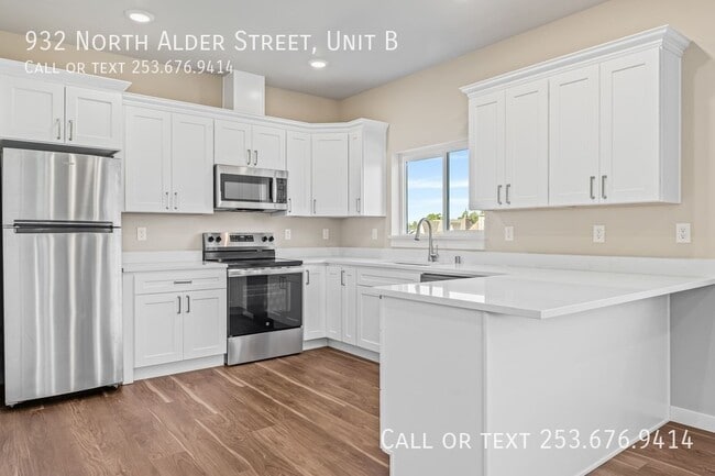Photo - 932 N Alder St