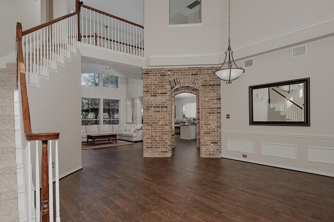 Photo - 50 N Lansdowne Cir