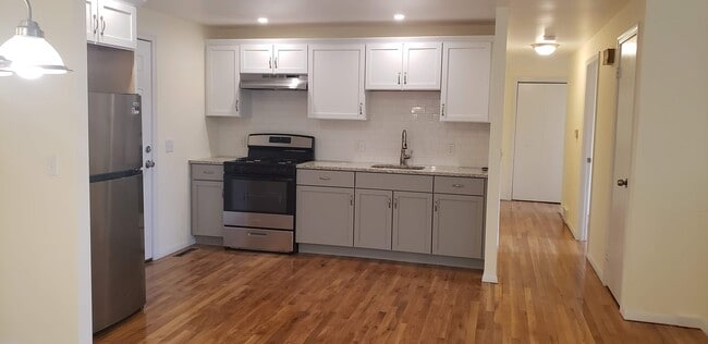 21 Bradford Rd
