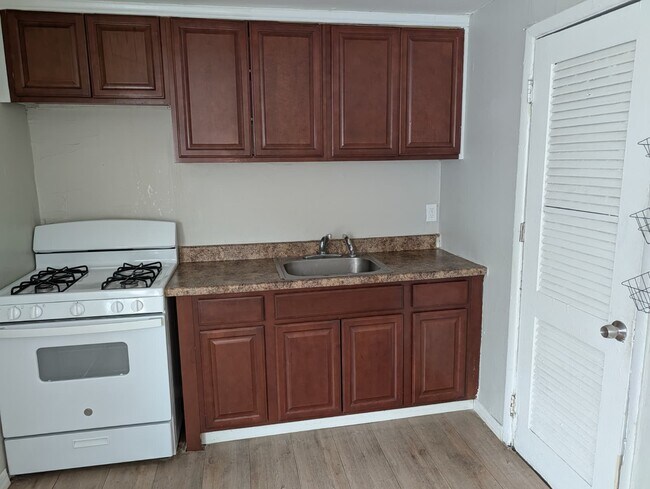 Photo - 114 Fairmont Ave