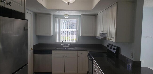 Photo - 9927 Turf Ct Unidad 5