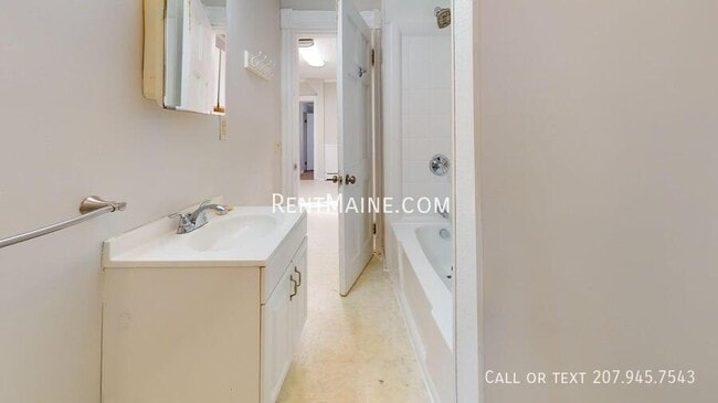 Photo - 101 Sanford St Unidad A