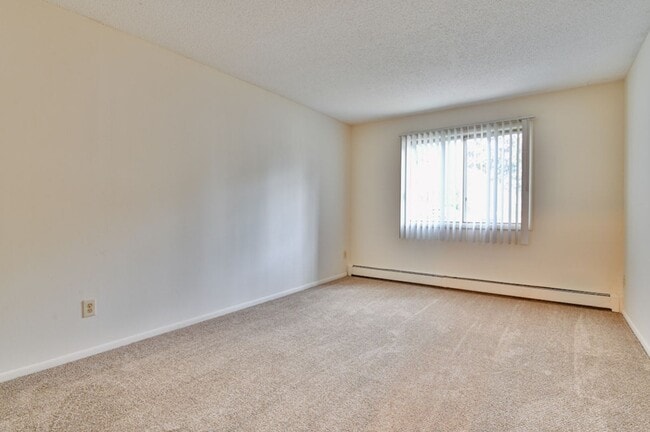 Photo - 6800- 6810 63rd Avenue