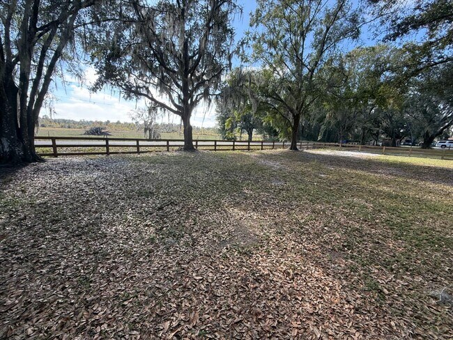 Photo - 640 Frank Griffin Ave