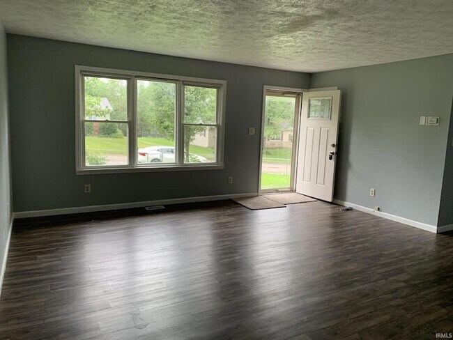 Photo - 5250 N Nova Dr