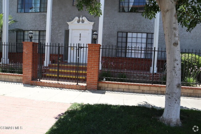 Building Photo - 4369 Ethel Ave Rental