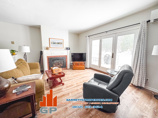 Photo - 267 Eastview Cir Unit 267 Eastview Cir  1