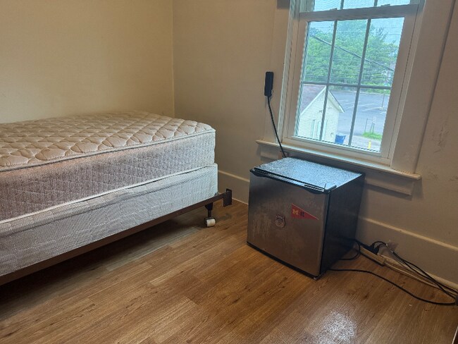 Photo - 533 Elizabeth St