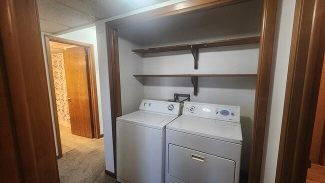 Photo - Thompson Apartments