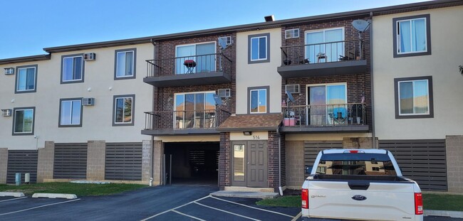 Building Photo - 514 Kiowa Cir Unit 204 Rental