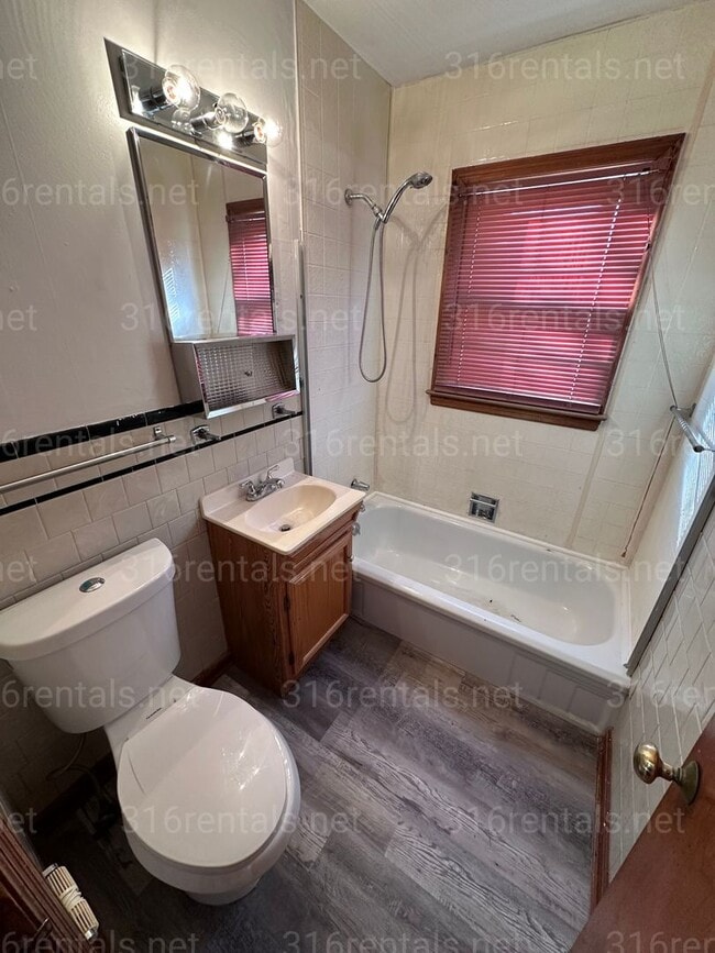 Photo - $895 - 2 bed 1 bath - Single Family Home *COMING SOON*