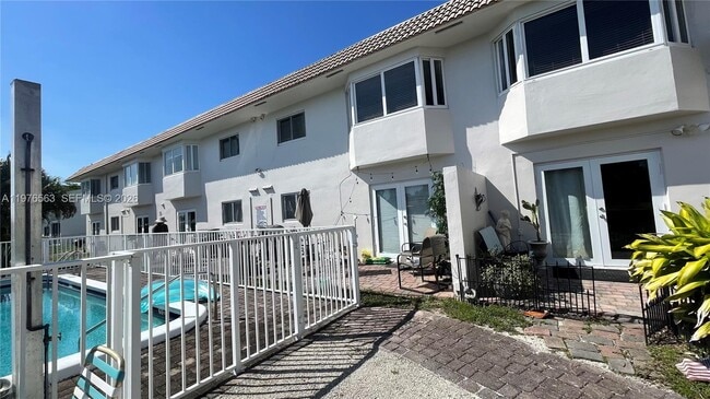 Photo - 840 Pine Dr Unit 104