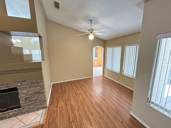 Photo - Beautiful Single Story 3Bed/2Bath Residence located in Centennial Hills/Northwest Area