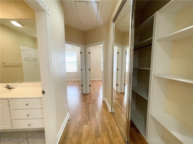 Photo - 5325 Cove Cir