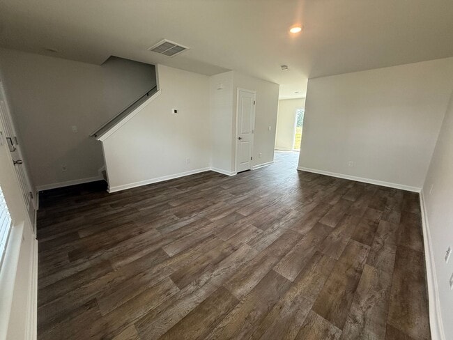 Photo - 3913 Falcon Ct