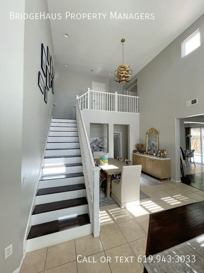 Photo - 457 Avenida Antonio