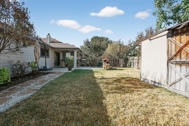 Photo - 316 Cliffwood Dr