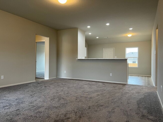 Photo - 33 Ferguson Dr