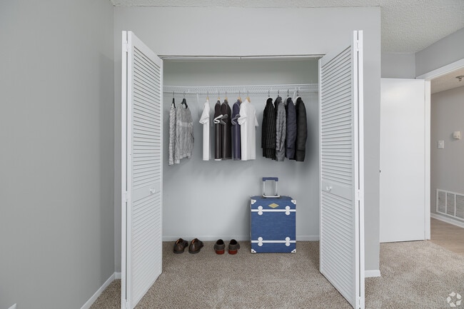 Photo - Avondale Place