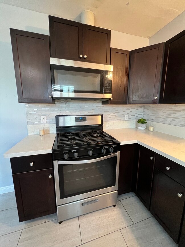 Photo - 8203 Buhman Ave