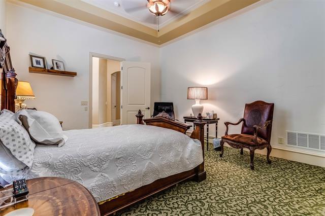 Photo - 17206 Lechlade Ln