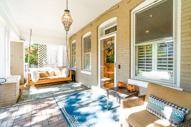 Photo - 712 Maury Ave