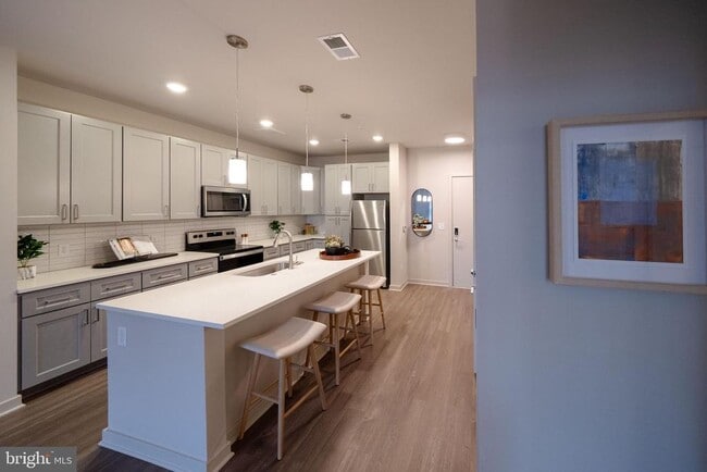 Building Photo - 2780 Megan Wy Unit 102