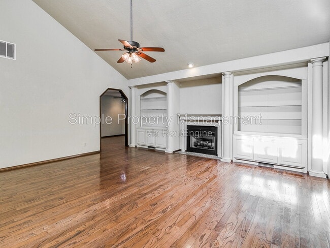 Photo - 3837 Sunward Cir
