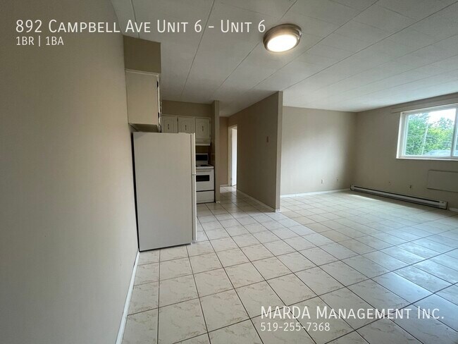 Photo - SPACIOUS 1 BED/1BATH APARTMENT AT COLLEGE AND CAMPBELL! + HYDRO! Unit 6