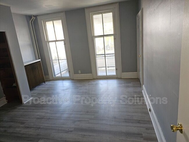 Photo - 38 S Welles Unidad 1st floor