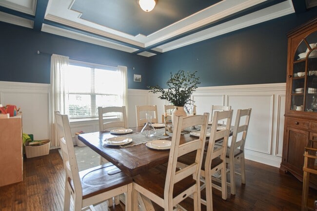 Photo - Pet Friendly Four Bedroom!