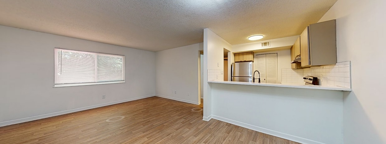 Photo - Enclave at North Point Apartments