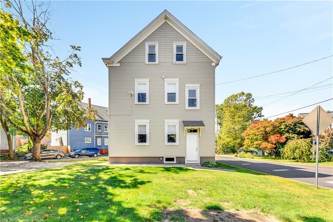 Photo - 311 Highland Ave Unit 1