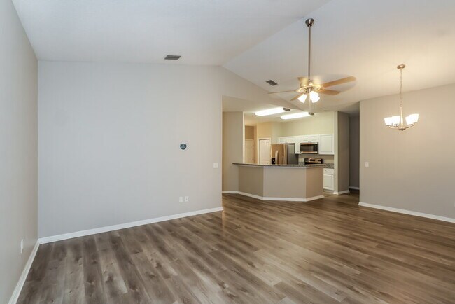 Photo - 1922 Tinker Dr