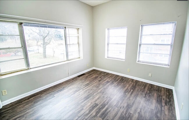 Photo - 320 N 40th St