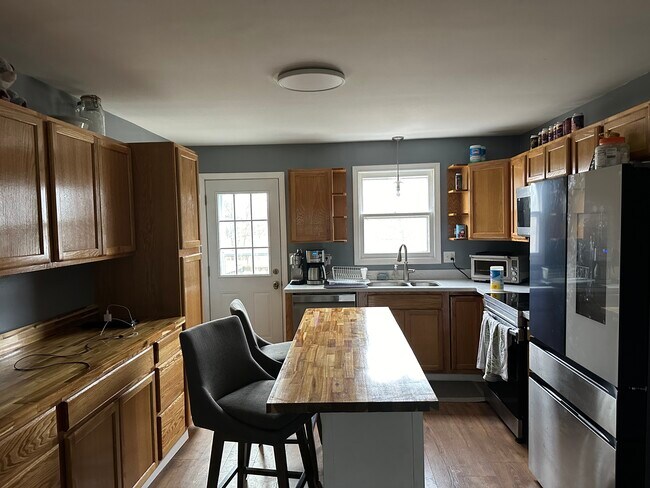 Building Photo - 804 Mill Pond Rd Rental
