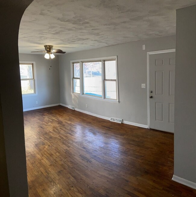 Photo - 3 bedroom 2 bath home for rent