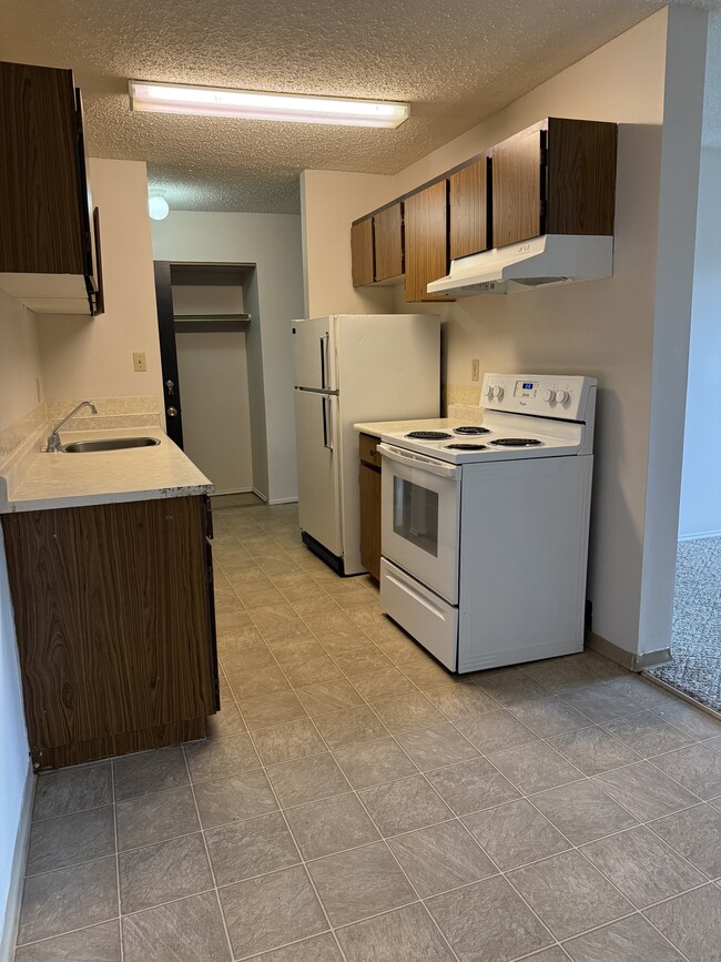 Photo - 80 Brookwood Dr Unit GG-209